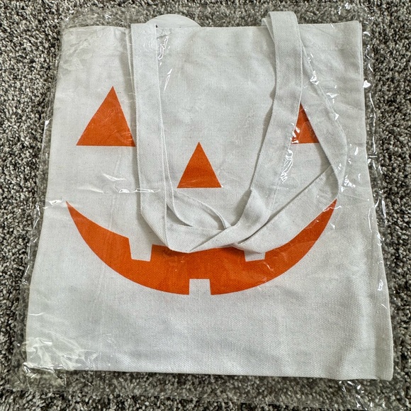 My Mind's Eye Jack-o-lantern Canvas Bag - Picture 2 of 3
